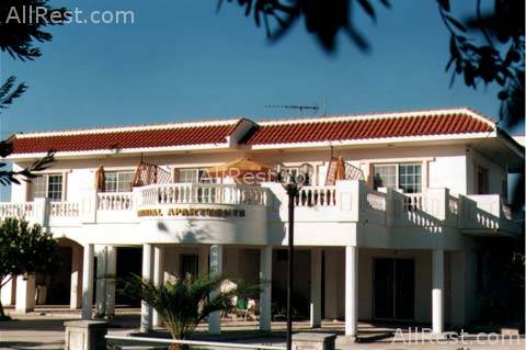 Colonial Hotel 